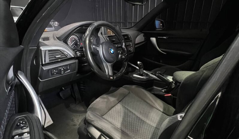 
								BMW 118 I 1.6 AT full									
