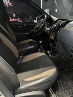 
										RENAULT DUSTER DYNAMIQUE 4X4 MT 2.0 full									
