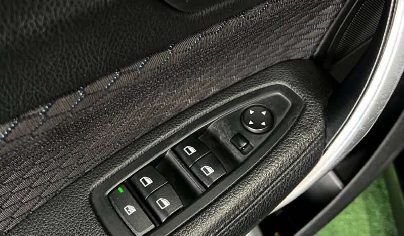 
								BMW 118 I 1.6 AT full									