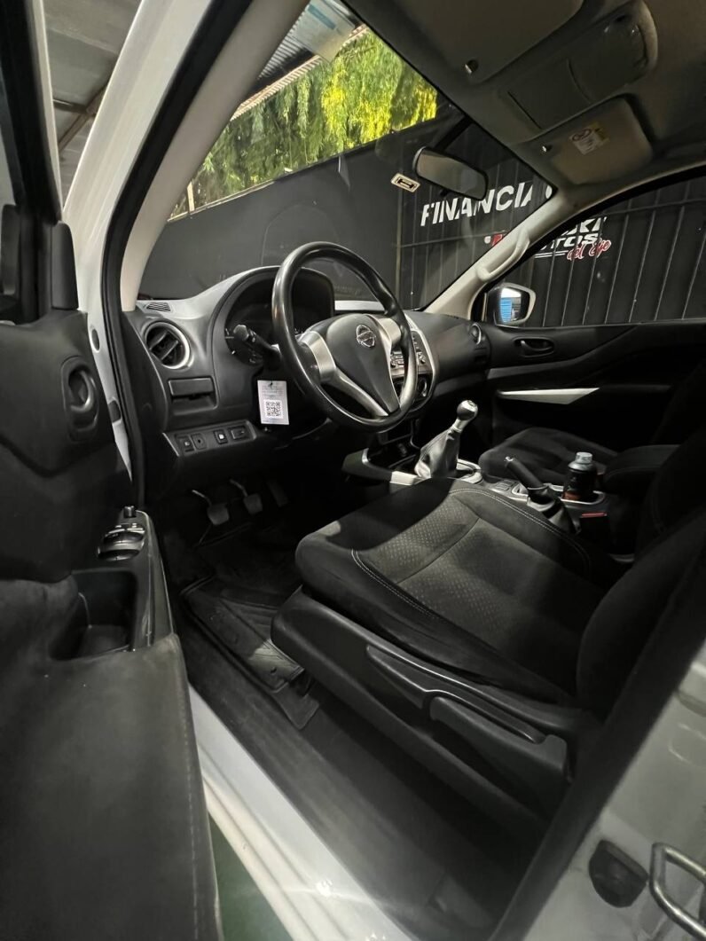 
								NISSAN FRONTIER NP300 DIESEL 2.5 MT 4X2 full									