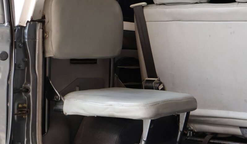
								TOYOTA LAND CRUISER 4.5 full									