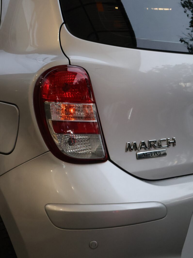 
								NISSAN MARCH ACTIVE MT 1.6 full									