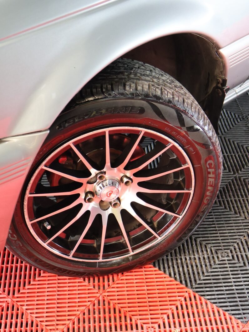 
								NISSAN SENTRA STD B13 SA 1.6 MT full									