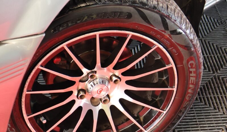 
								NISSAN SENTRA STD B13 SA 1.6 MT full									