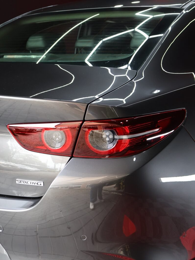 
								MAZDA 3 Grand Touring Lx full									