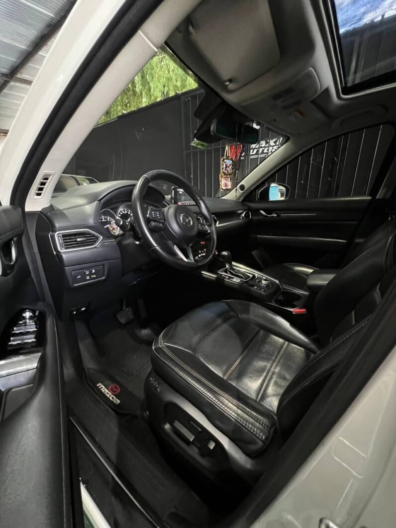 
								MAZDA Cx5 GRAND TOURING LX 4×4 full									