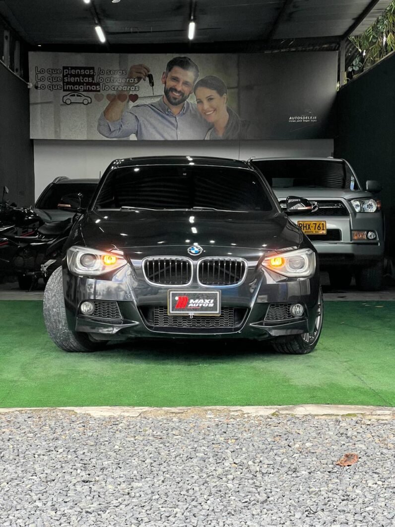 
								BMW 118 I 1.6 AT full									