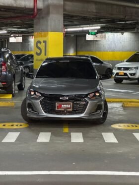 CHEVROLET ONIX RS MT HB