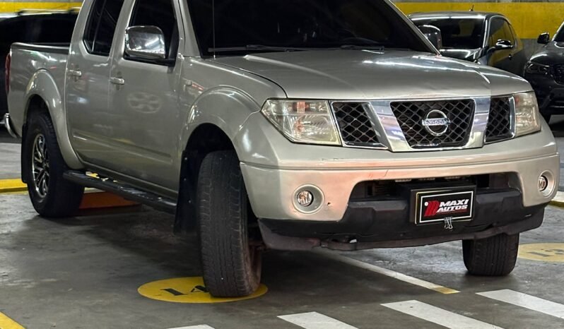 
								NISSAN NAVARA TURBO 4X4 2.5 AT full									