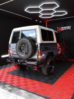 
										TOYOTA LAND CRUISER 4.5 full									