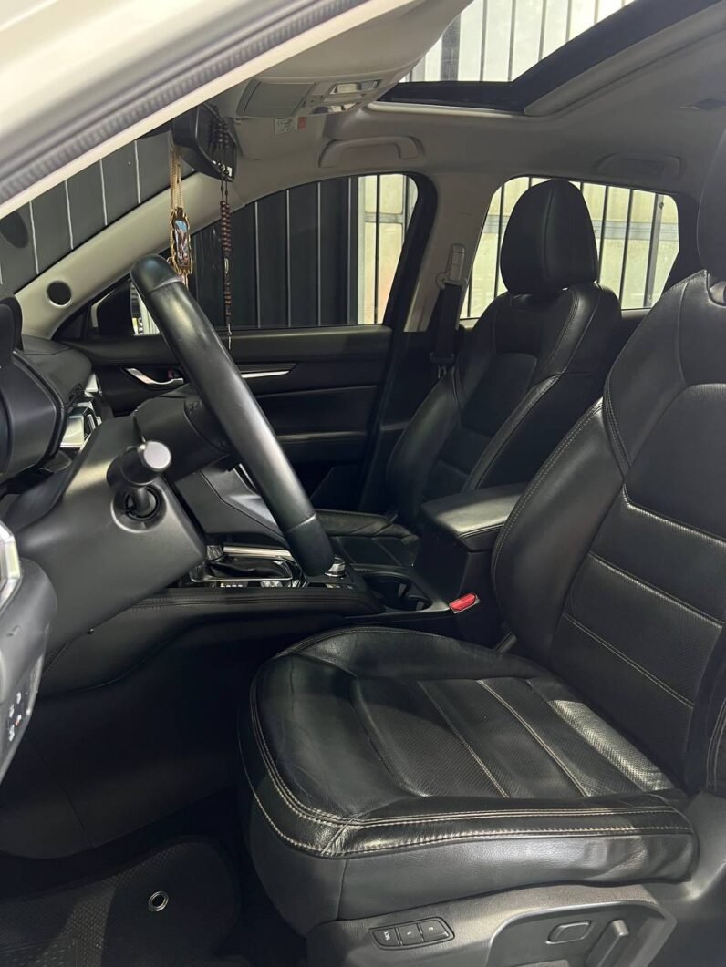 
								MAZDA Cx5 GRAND TOURING LX 4×4 full									