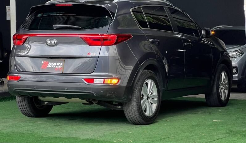 
								KIA SPORTAGE DESIRE 2.0 AT 4X2 full									