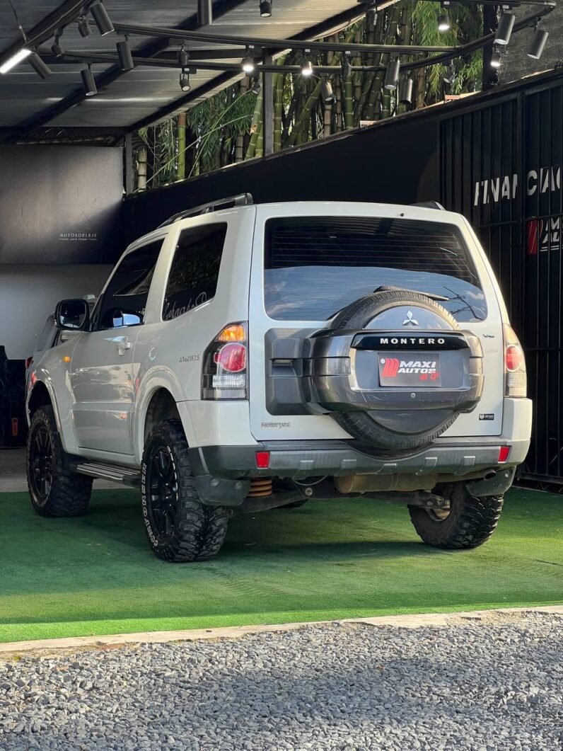 
								MITSUBISHI MONTERO HARD TOP 3.5L AT 4×4 full									