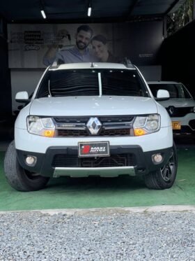 RENAULT DUSTER DYNAMIQUE 4X4 MT 2.0