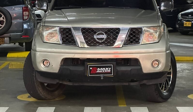 
								NISSAN NAVARA TURBO 4X4 2.5 AT full									