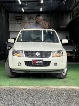 SUZUKI GRAND VITARA AT 2.4 4X4