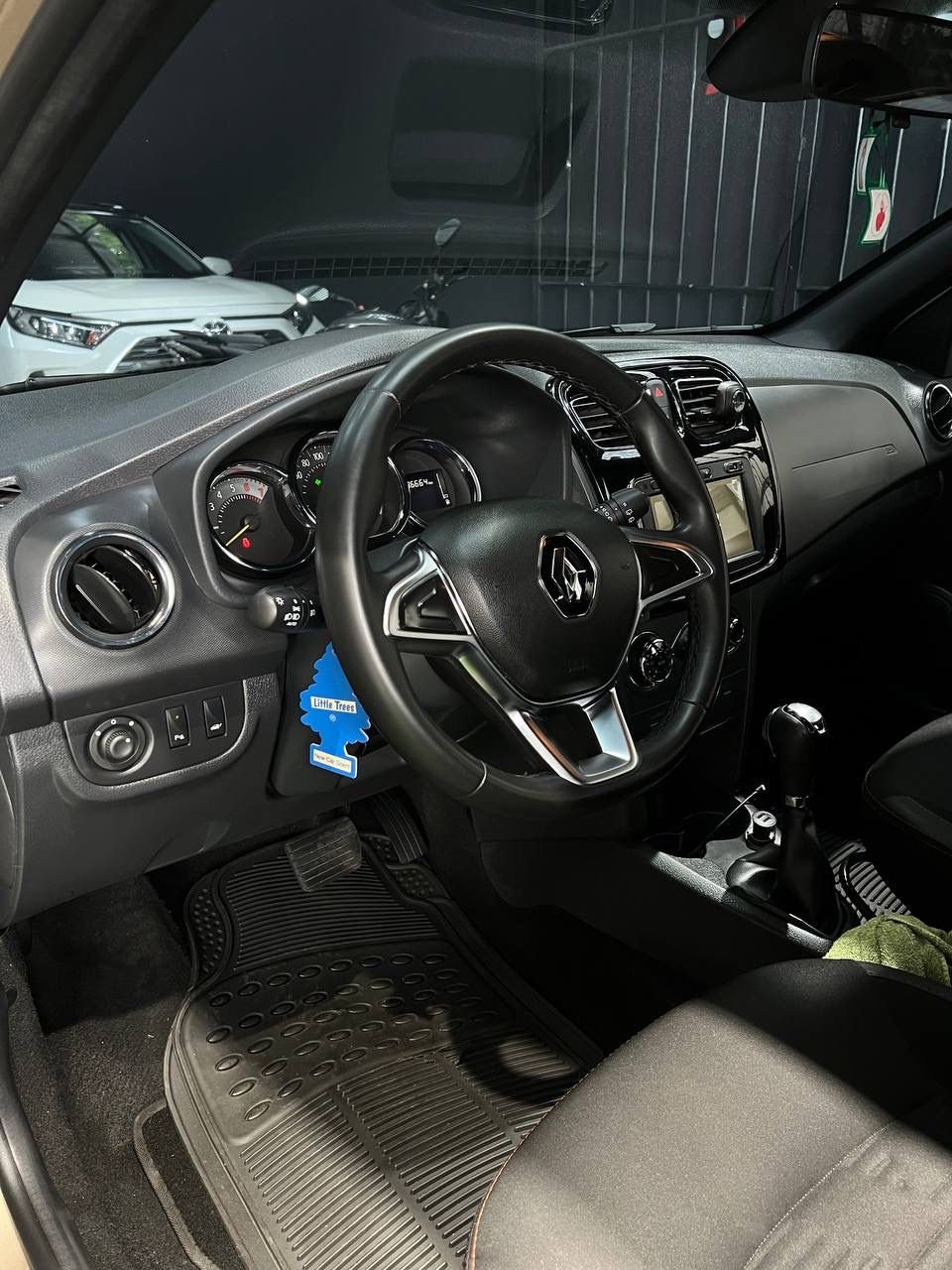RENAULT STEPWAY INTENS AUT CVT 1.6