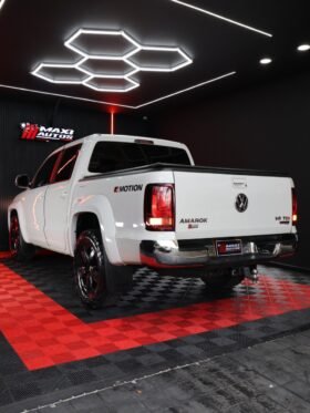 VOLKSWAGEN  AMAROK 3.0 V6 HIGHLINE AT 4×4