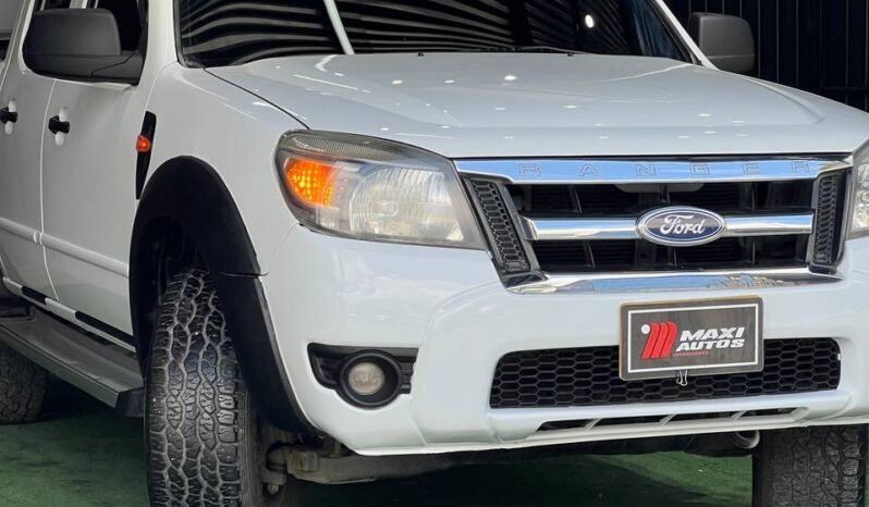 
								FORD RANGER XLT 2.6 GASOLINA MT 4X4 full									