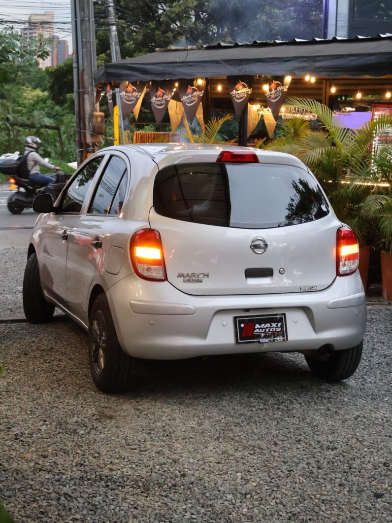 
								NISSAN MARCH ACTIVE MT 1.6 full									