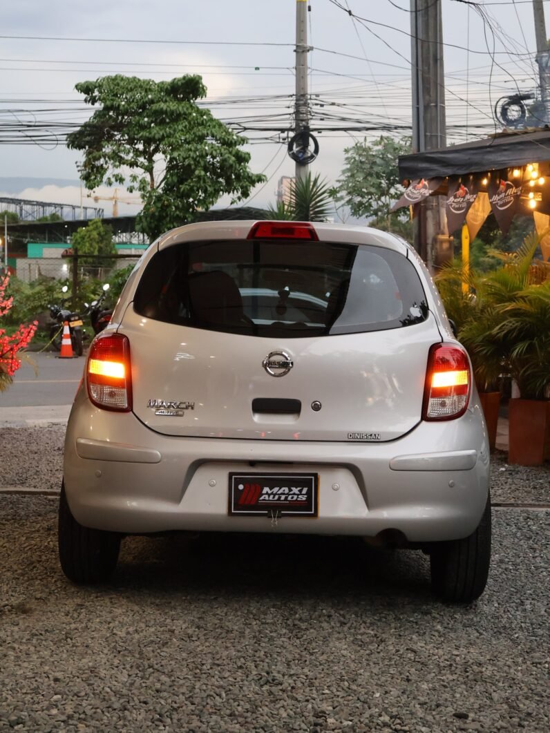 
								NISSAN MARCH ACTIVE MT 1.6 full									
