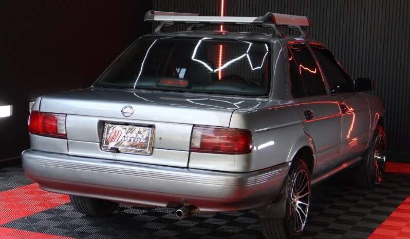 
								NISSAN SENTRA STD B13 SA 1.6 MT full									