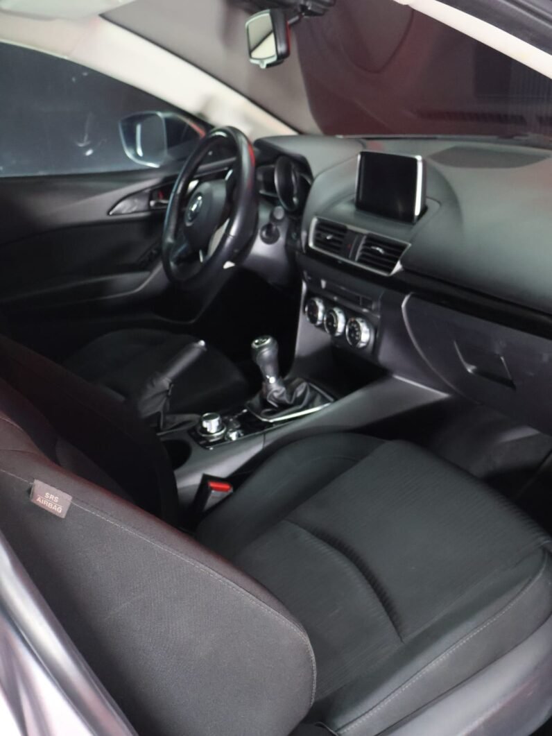 
								MAZDA 3 TOURING SD full									