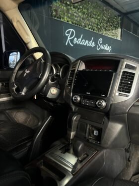 MITSUBISHI MONTERO HARD TOP 3.5L AT 4×4