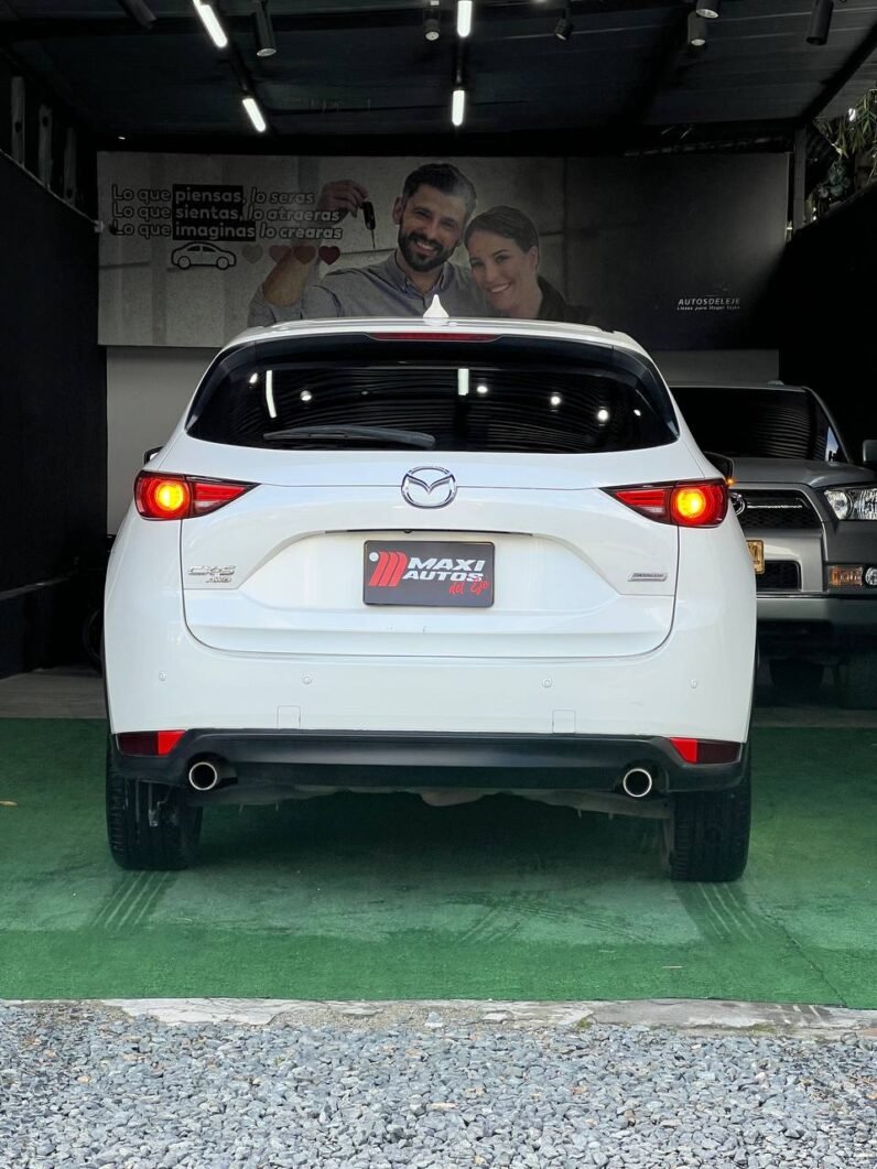 
								MAZDA Cx5 GRAND TOURING LX 4×4 full									