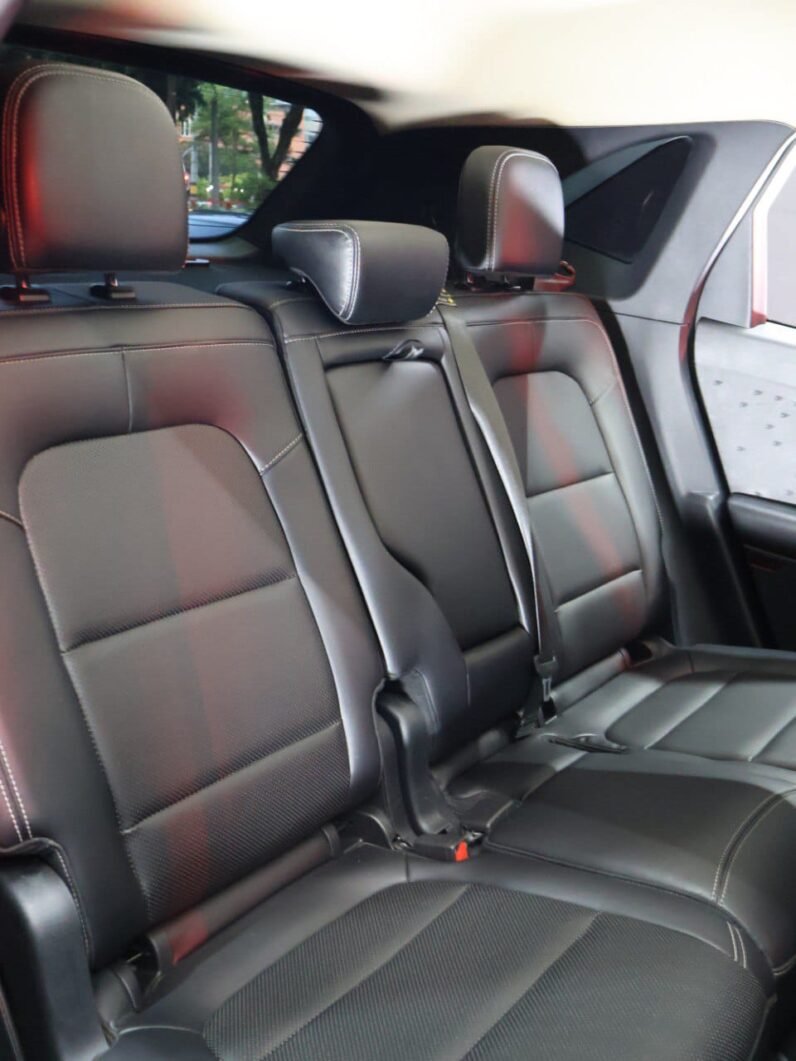
								FORD ESCAPE SE AT 4X4 full									