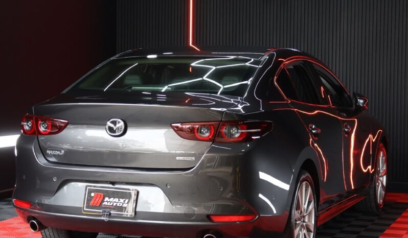 
								MAZDA 3 Grand Touring Lx full									