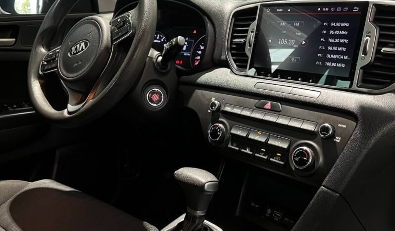 
								KIA SPORTAGE DESIRE 2.0 AT 4X2 full									