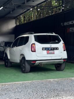 
										RENAULT DUSTER DYNAMIQUE 4X4 MT 2.0 full									