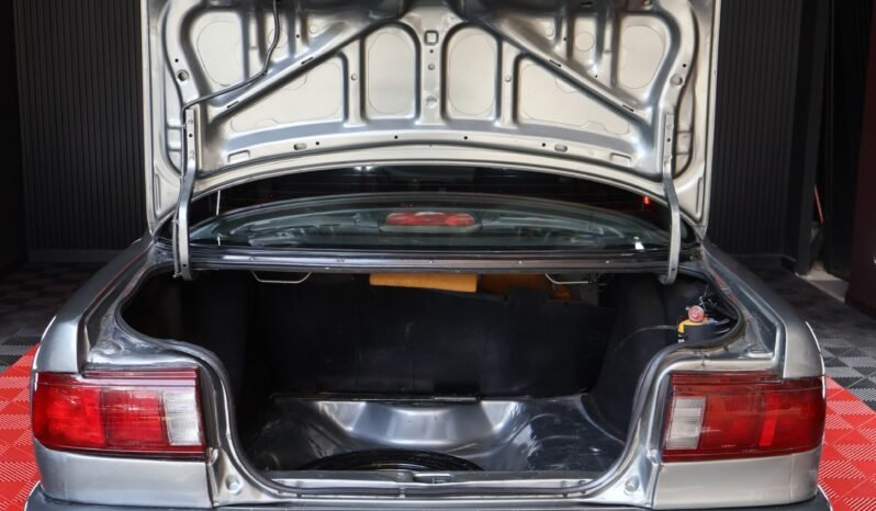 
								NISSAN SENTRA STD B13 SA 1.6 MT full									