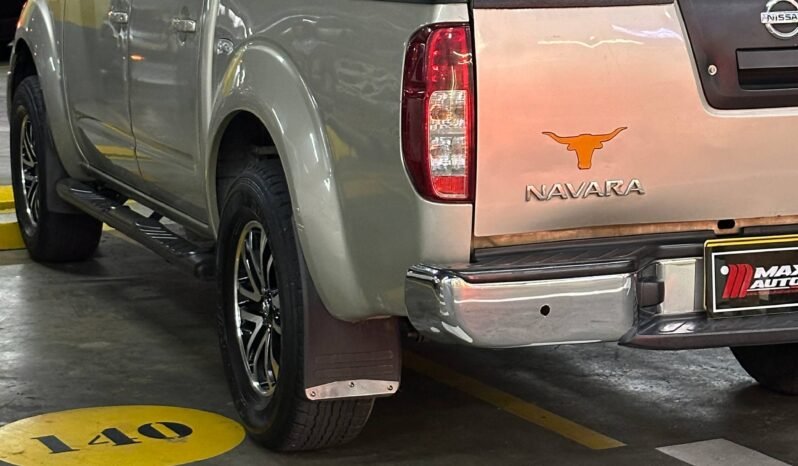 
								NISSAN NAVARA TURBO 4X4 2.5 AT full									