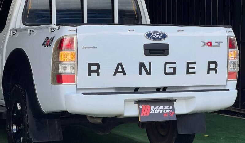 
								FORD RANGER XLT 2.6 GASOLINA MT 4X4 full									