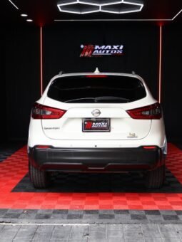 
										NISSAN QASHQAI SENSE MT 2.0 4X2 full									