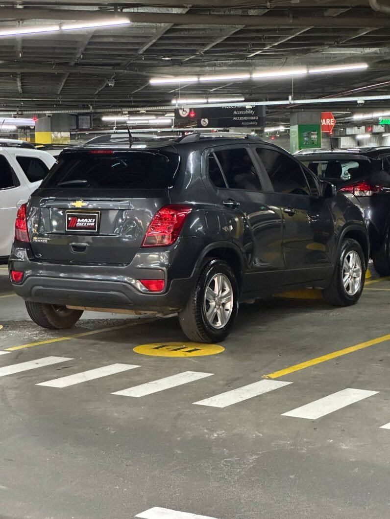 
								CHEVROLET TRACKER LS MT 1.8 4X2 full									