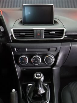 
										MAZDA 3 TOURING SD full									