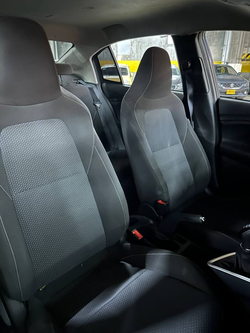 
								CHEVROLET ONIX LT TURBO MT 1.0 SEDAN full									