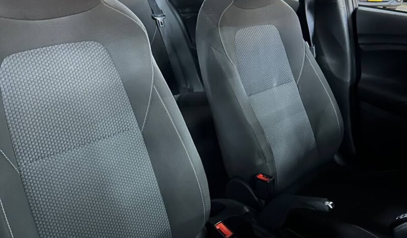 
								CHEVROLET ONIX LT TURBO MT 1.0 SEDAN full									
