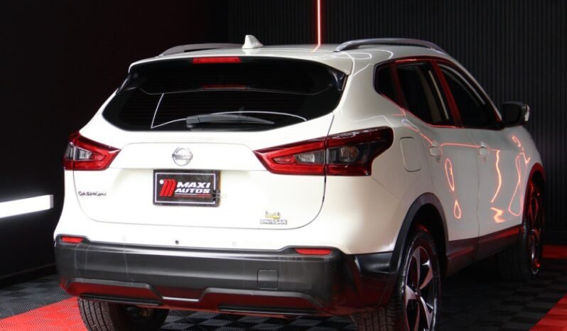 
								NISSAN QASHQAI SENSE MT 2.0 4X2 full									
