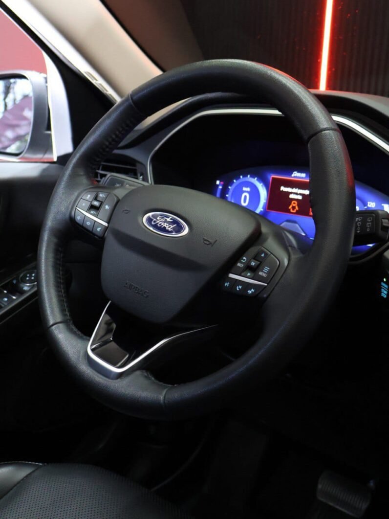 
								FORD ESCAPE SE AT 4X4 full									