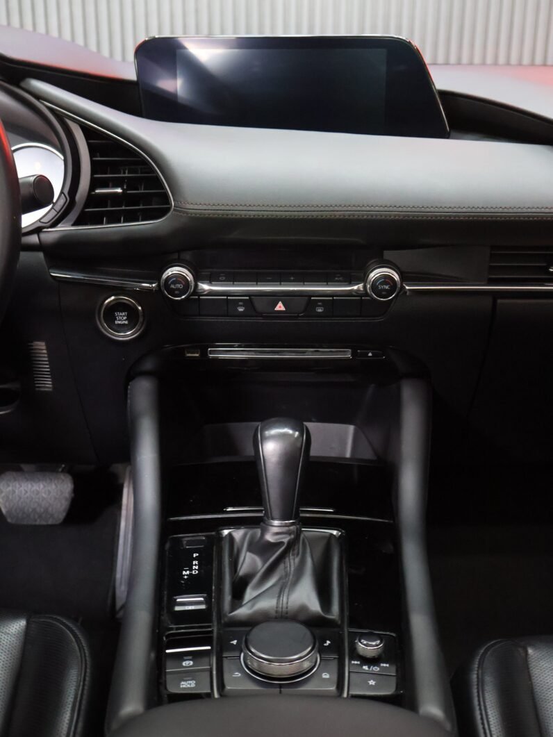 
								MAZDA 3 Grand Touring Lx full									