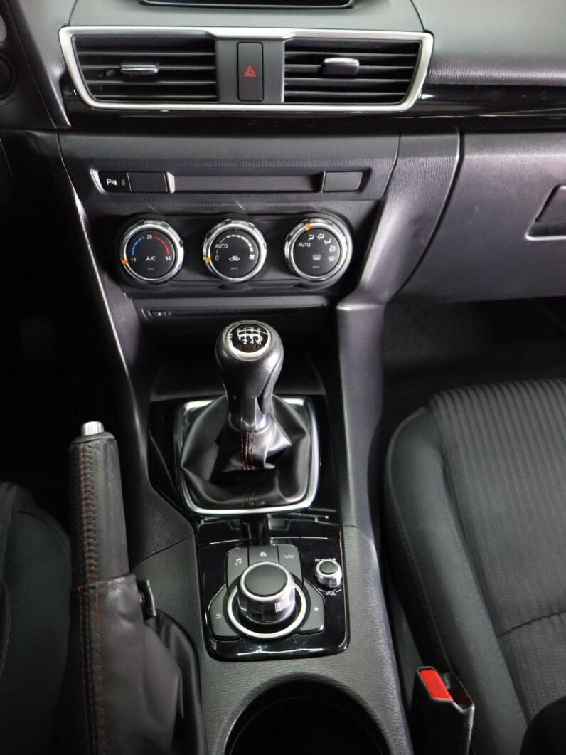 
								MAZDA 3 TOURING SD full									