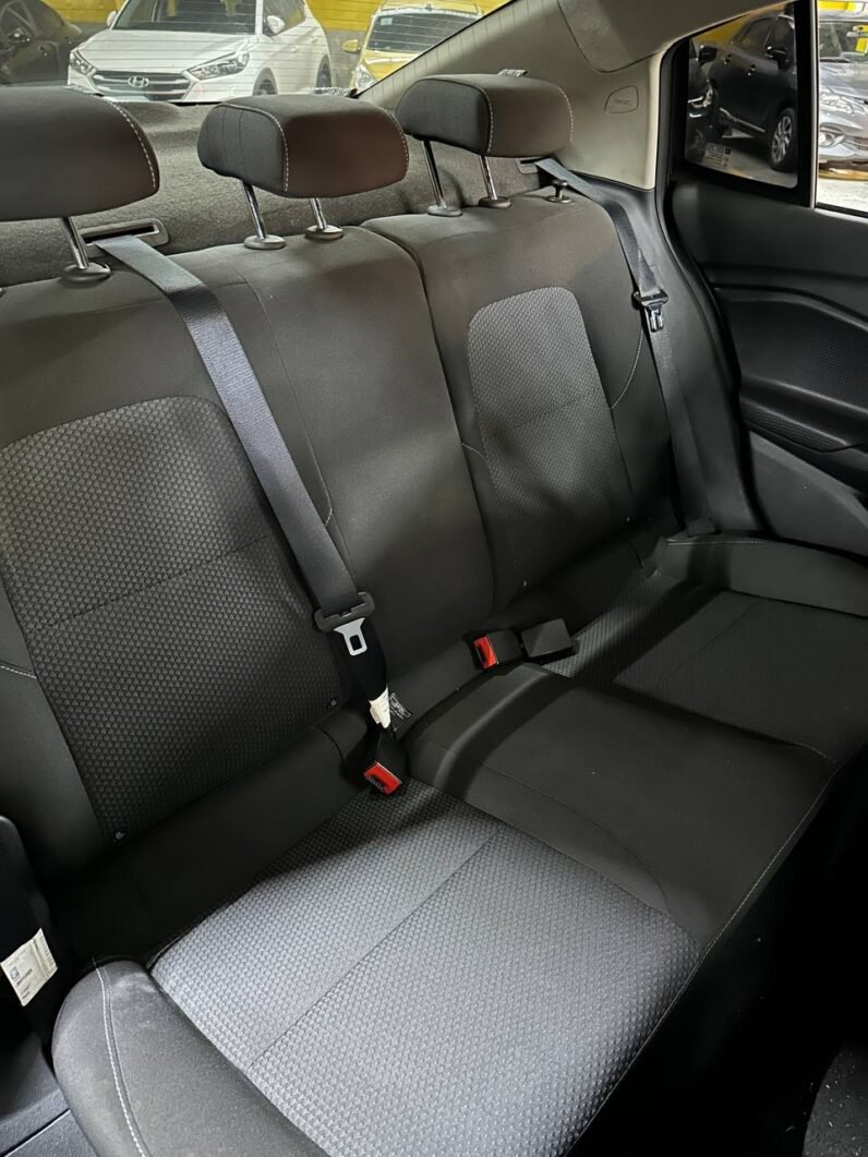 
								CHEVROLET ONIX LT TURBO MT 1.0 SEDAN full									