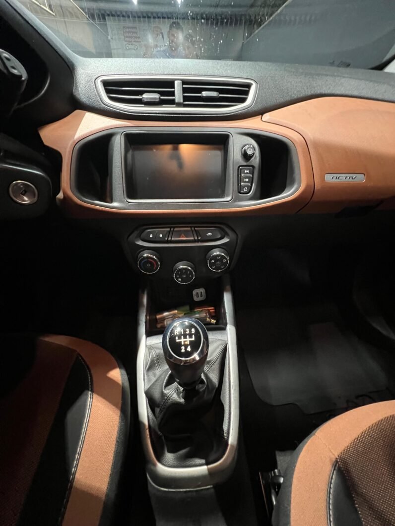 
								CHEVROLET ONIX ACTIVE 1.4 MT full									