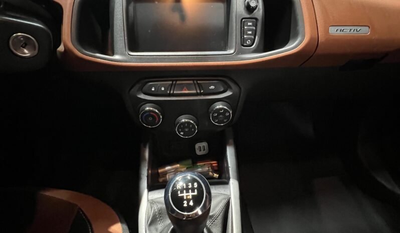 
								CHEVROLET ONIX ACTIVE 1.4 MT full									