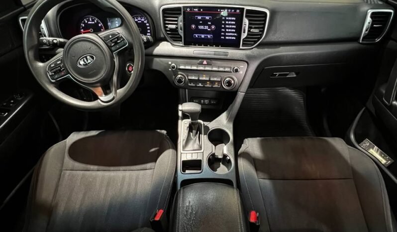 
								KIA SPORTAGE DESIRE 2.0 AT 4X2 full									