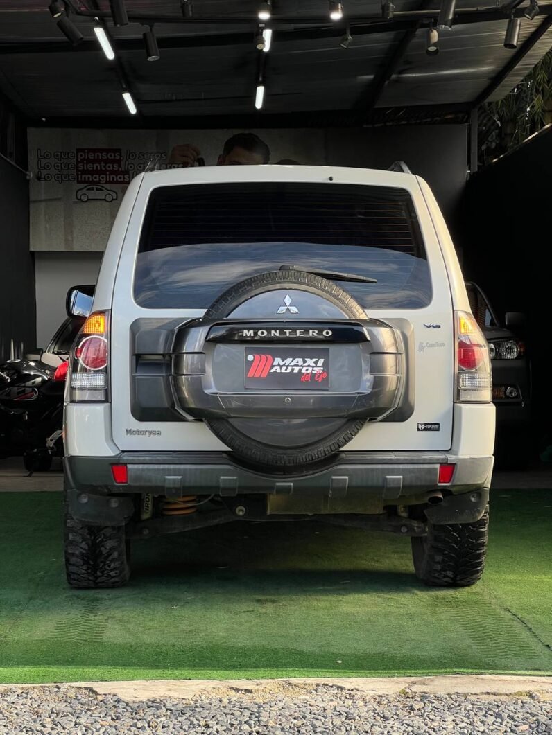 
								MITSUBISHI MONTERO HARD TOP 3.5L AT 4×4 full									